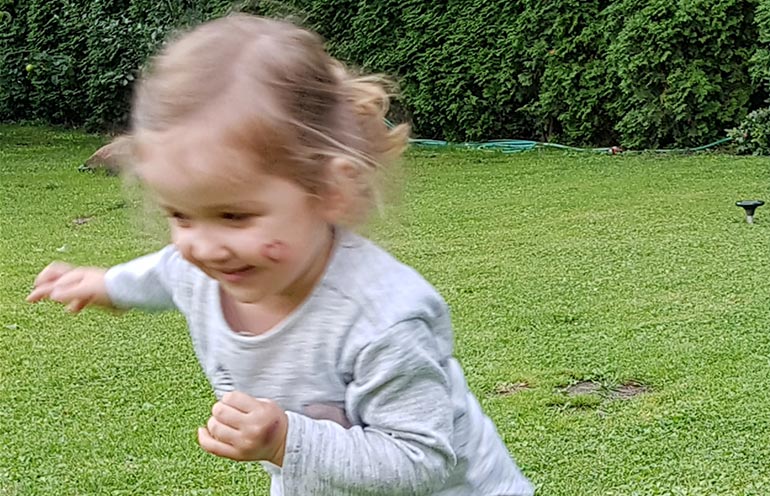 Emilia (3 Jahre) benötigt dringend einen passenden Stammzellspender!